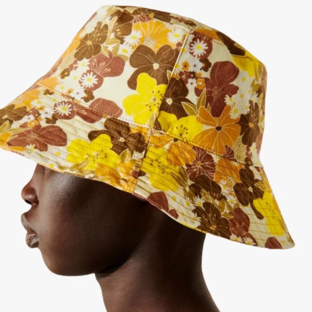 NEW Zara Retro Floral Print Bucket Hat